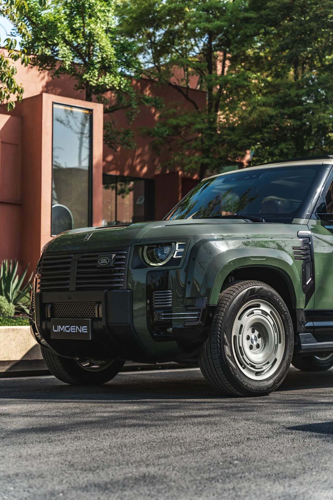 2026 Land Rover Limgene Defender VIP conversion interior Dubai — photo 2