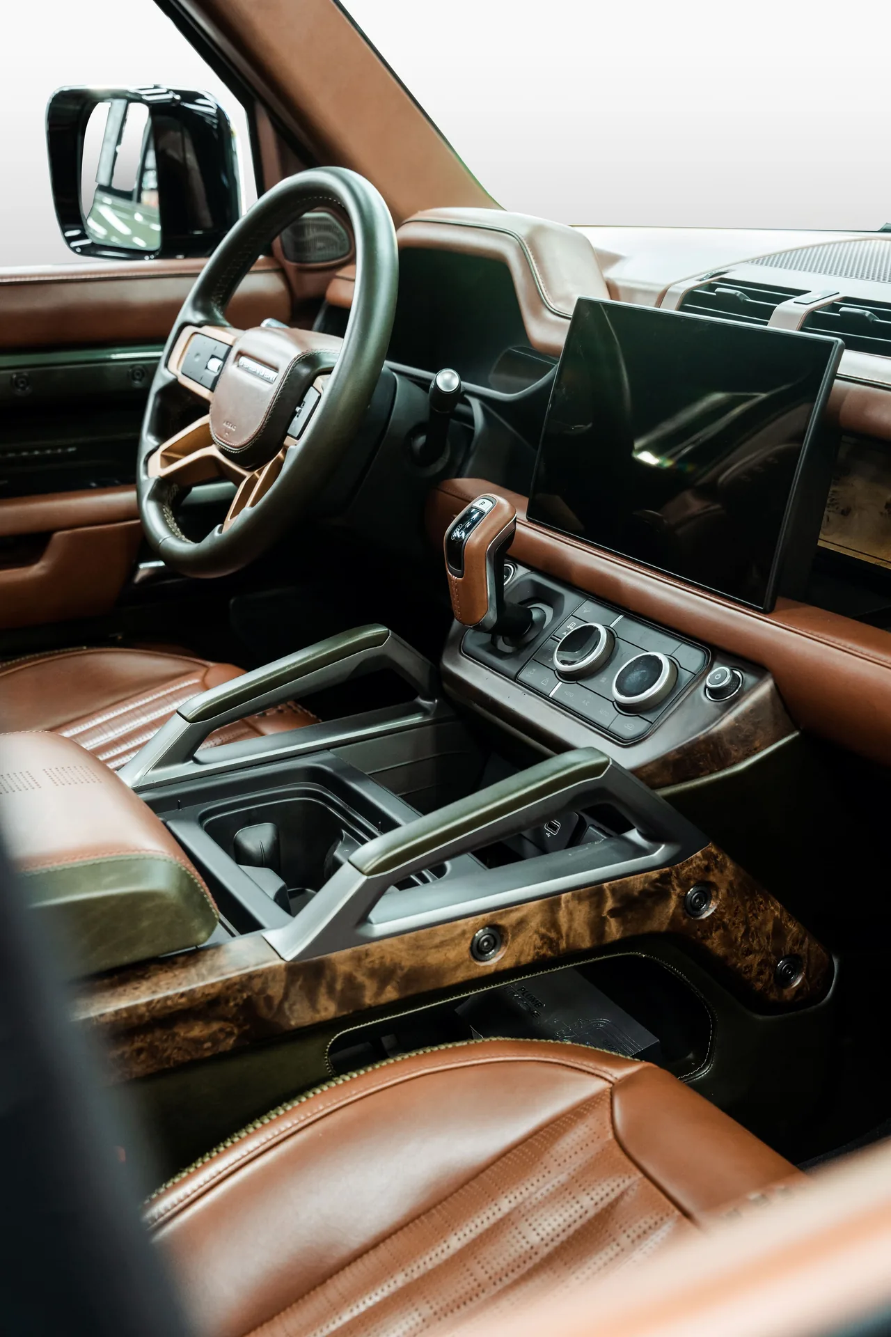 2026 Land Rover Limgene Defender VIP conversion interior Dubai — photo 6