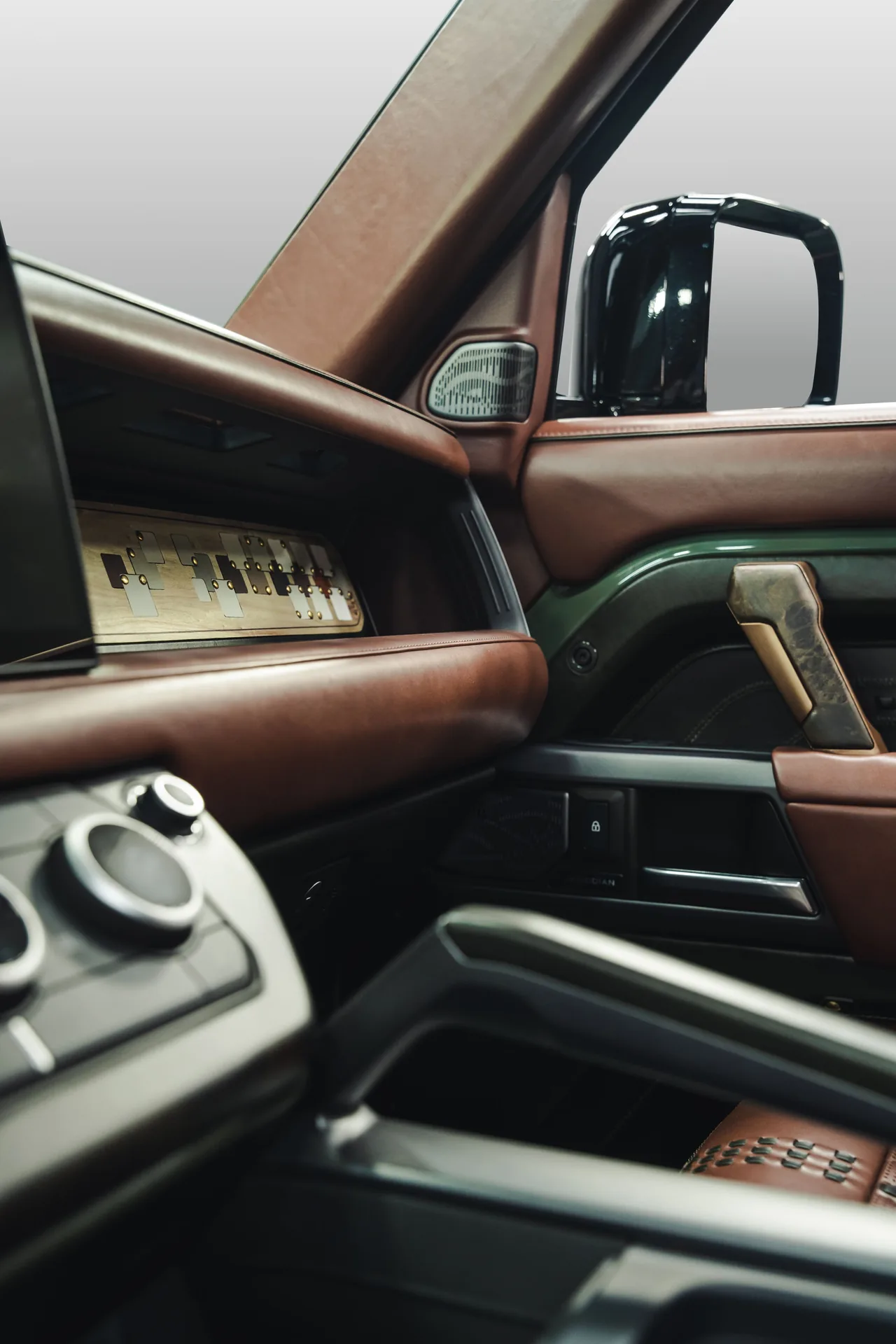 2026 Land Rover Limgene Defender VIP conversion interior Dubai — photo 8