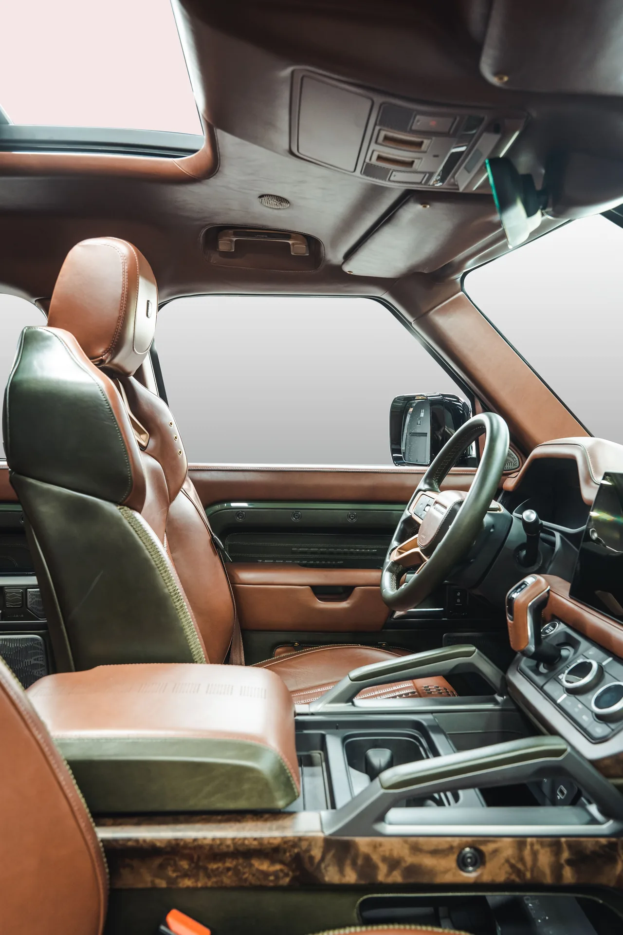 2026 Land Rover Limgene Defender VIP conversion interior Dubai — photo 10