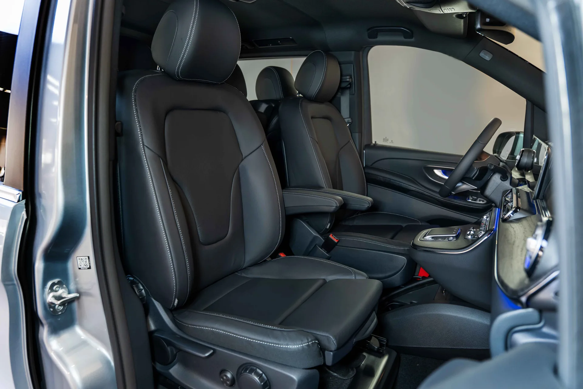 2026 Mercedes-Benz V-Class VIP conversion interior Dubai — photo 6