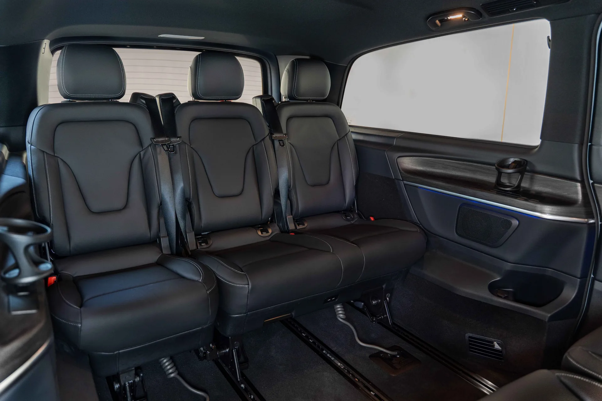 2026 Mercedes-Benz V-Class VIP conversion interior Dubai — photo 10