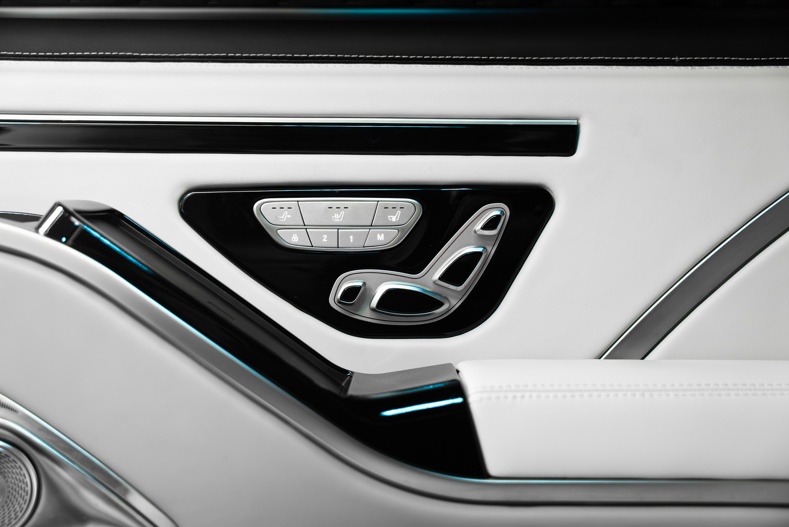 2023 Mercedes Benz Vito VIP conversion interior Dubai — photo 26