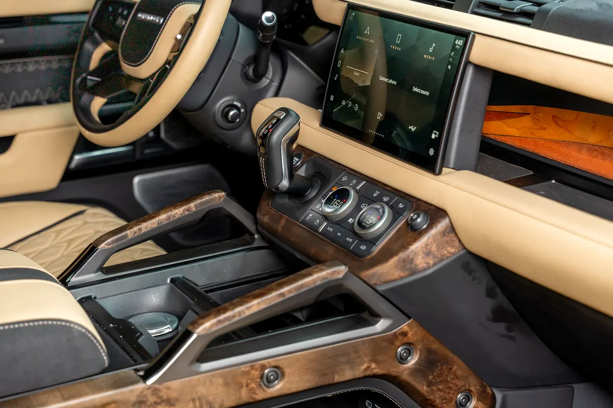 2025 Land Rover Limgene Defender VIP conversion interior Dubai — photo 7