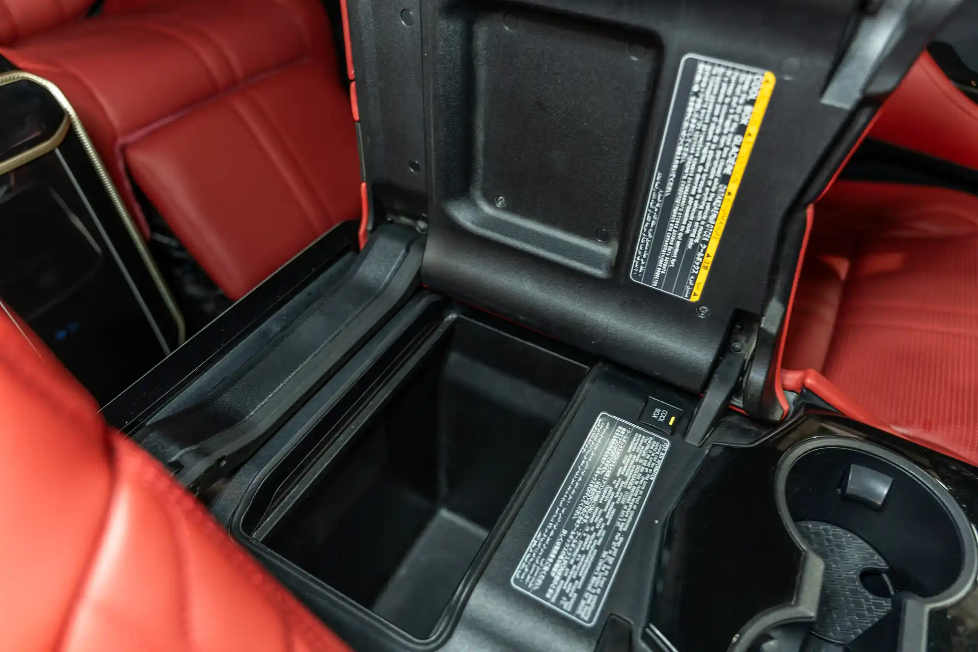 2026 Barugzai VIP Toyota Land Cruiser VIP conversion interior Dubai — photo 12