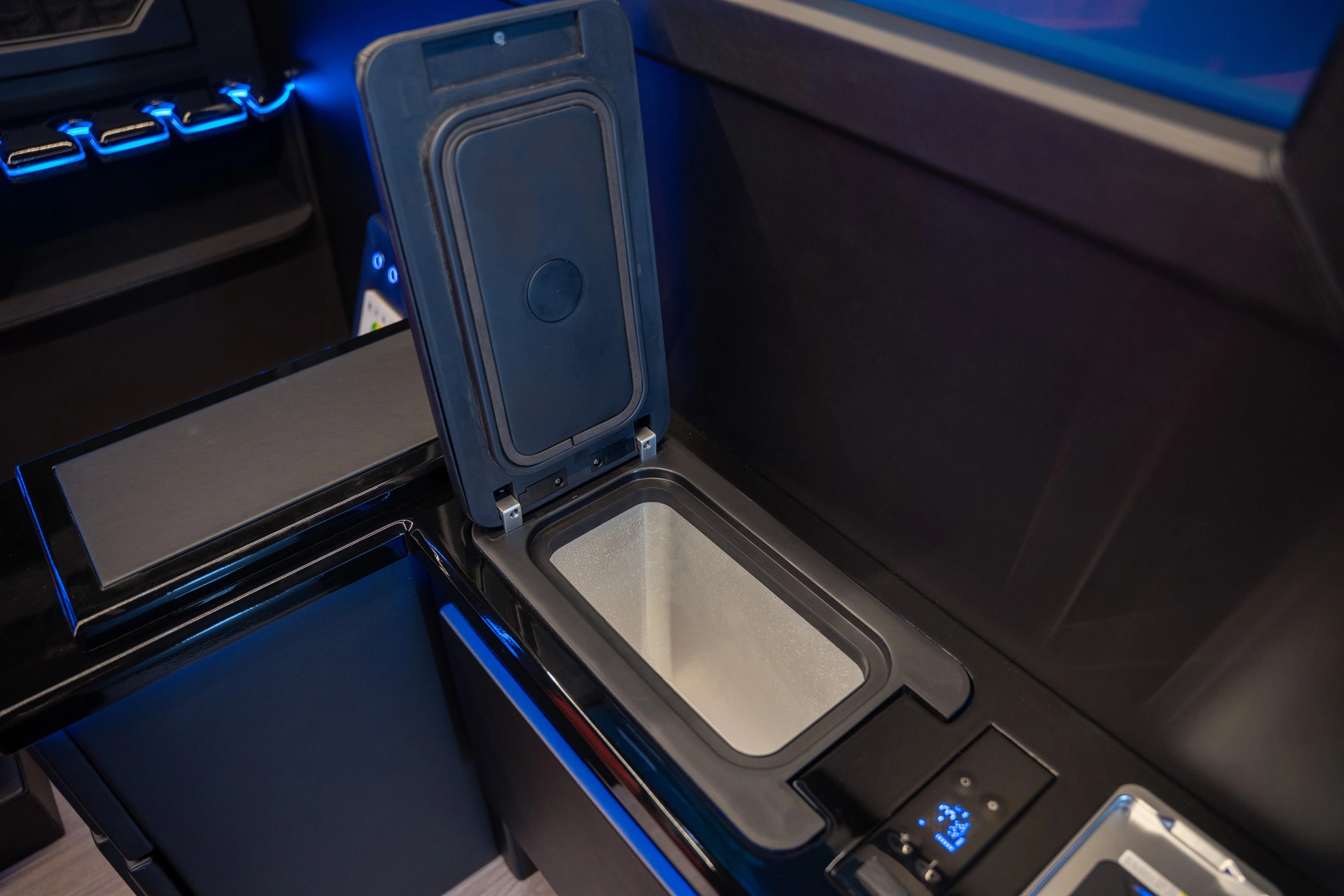 2026 Barugzai VIP Toyota Hiace VIP conversion interior Dubai — photo 11