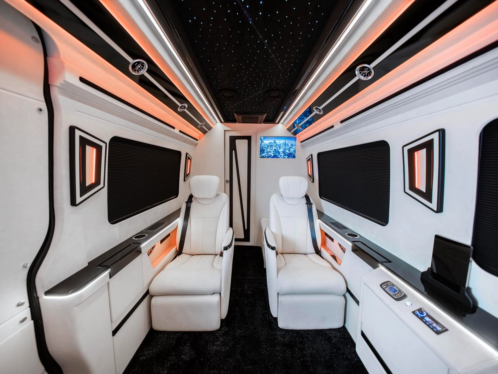2023 Barugzai VIP Sprinter with Washroom VIP conversion interior Dubai — photo 4