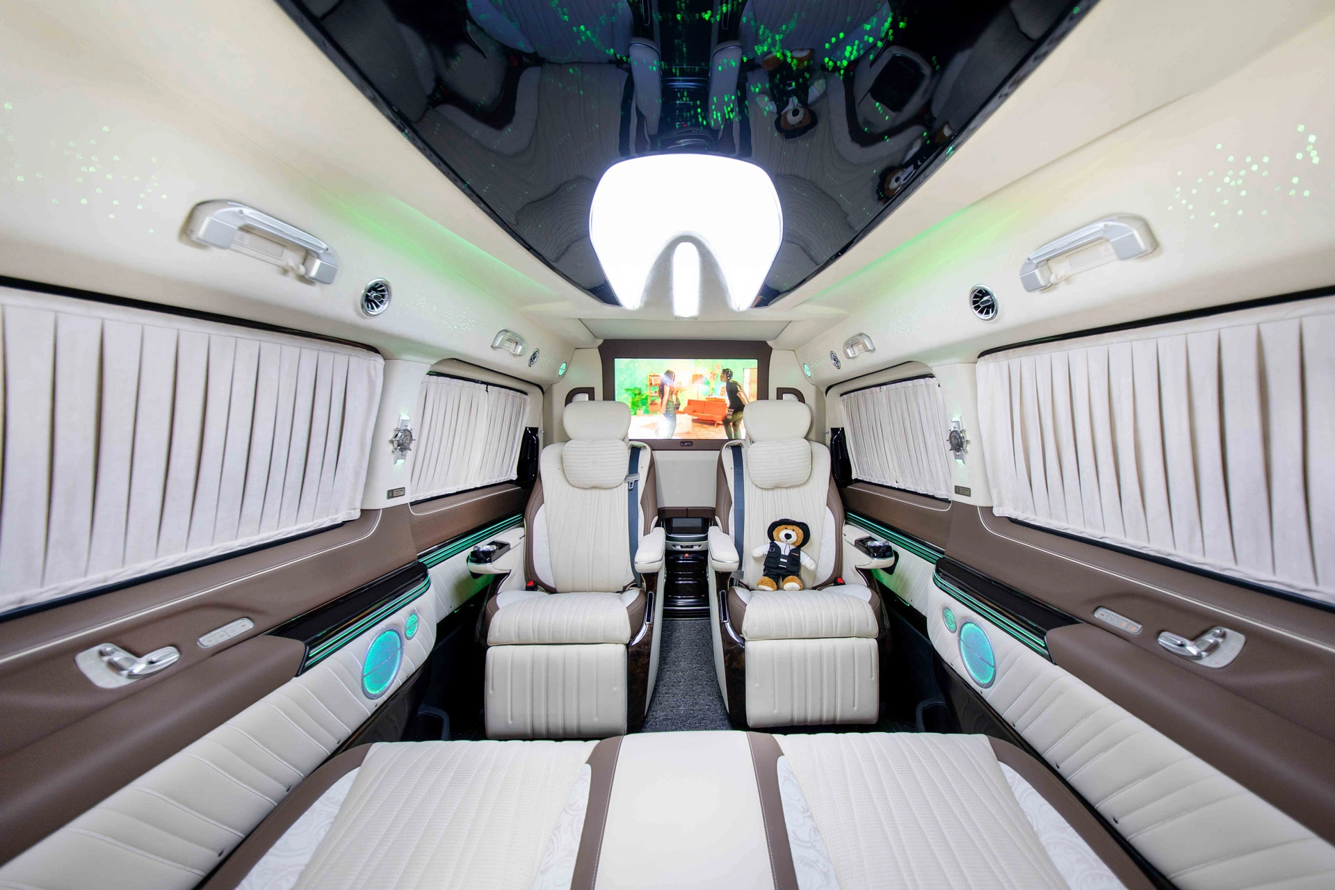 Mercedes-Benz Limgene V Class — luxury VIP vans Dubai