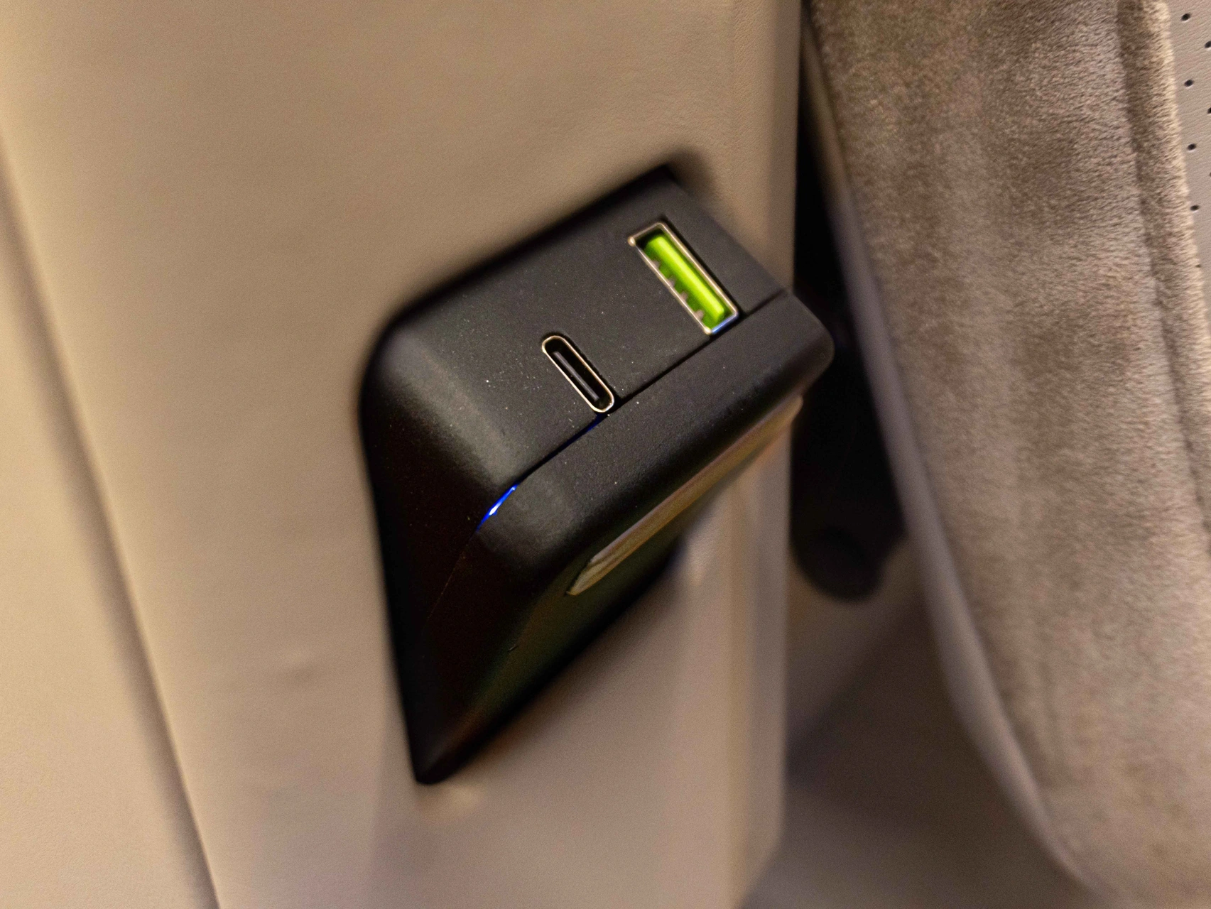 2026 Toyota VIP Hiace VIP conversion interior Dubai — photo 12