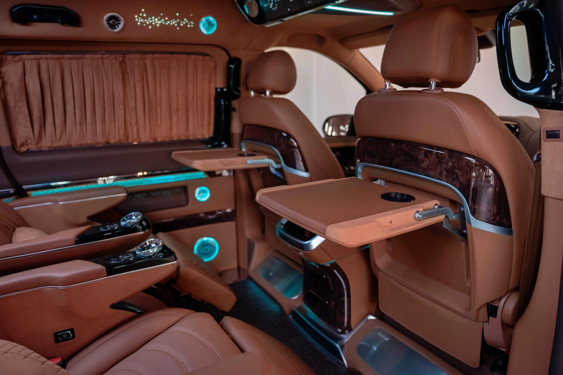2025 Mercedes-Benz Limgene V Class VIP conversion interior Dubai — photo 12
