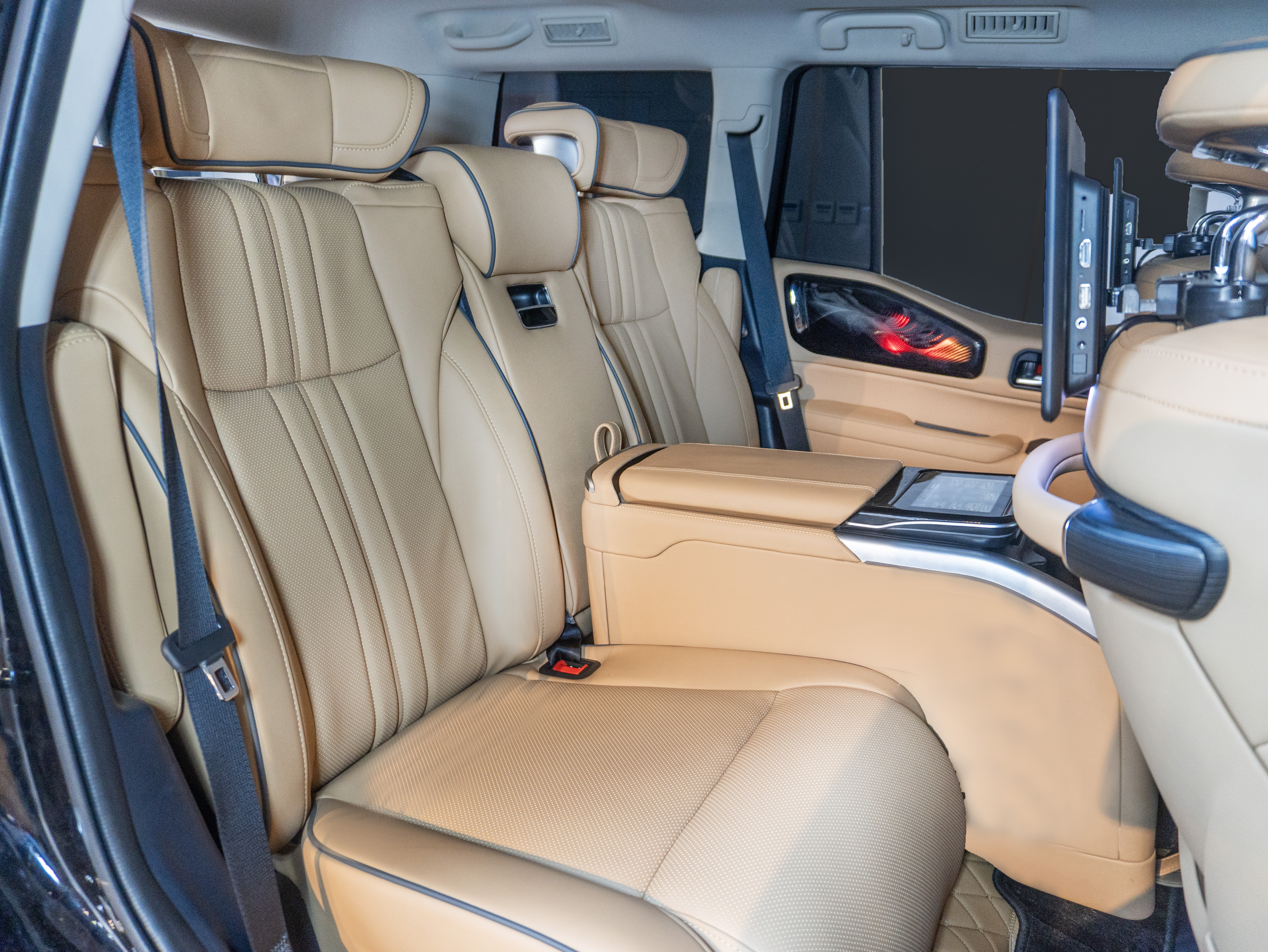 Barugzai VIP Toyota Prado — luxury VIP vans Dubai