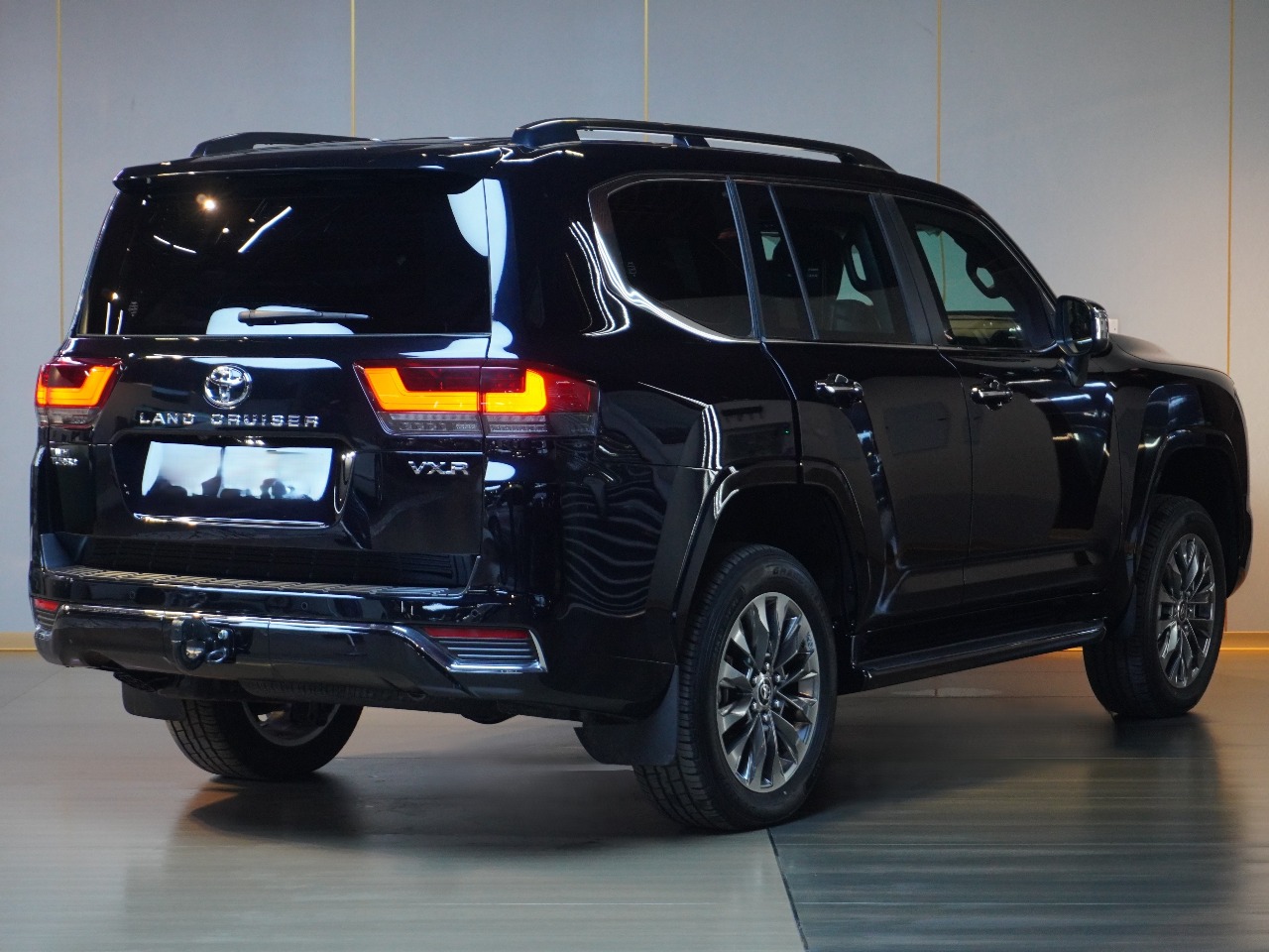 2026 Barugzai VIP Toyota Land Cruiser VIP conversion interior Dubai — photo 10