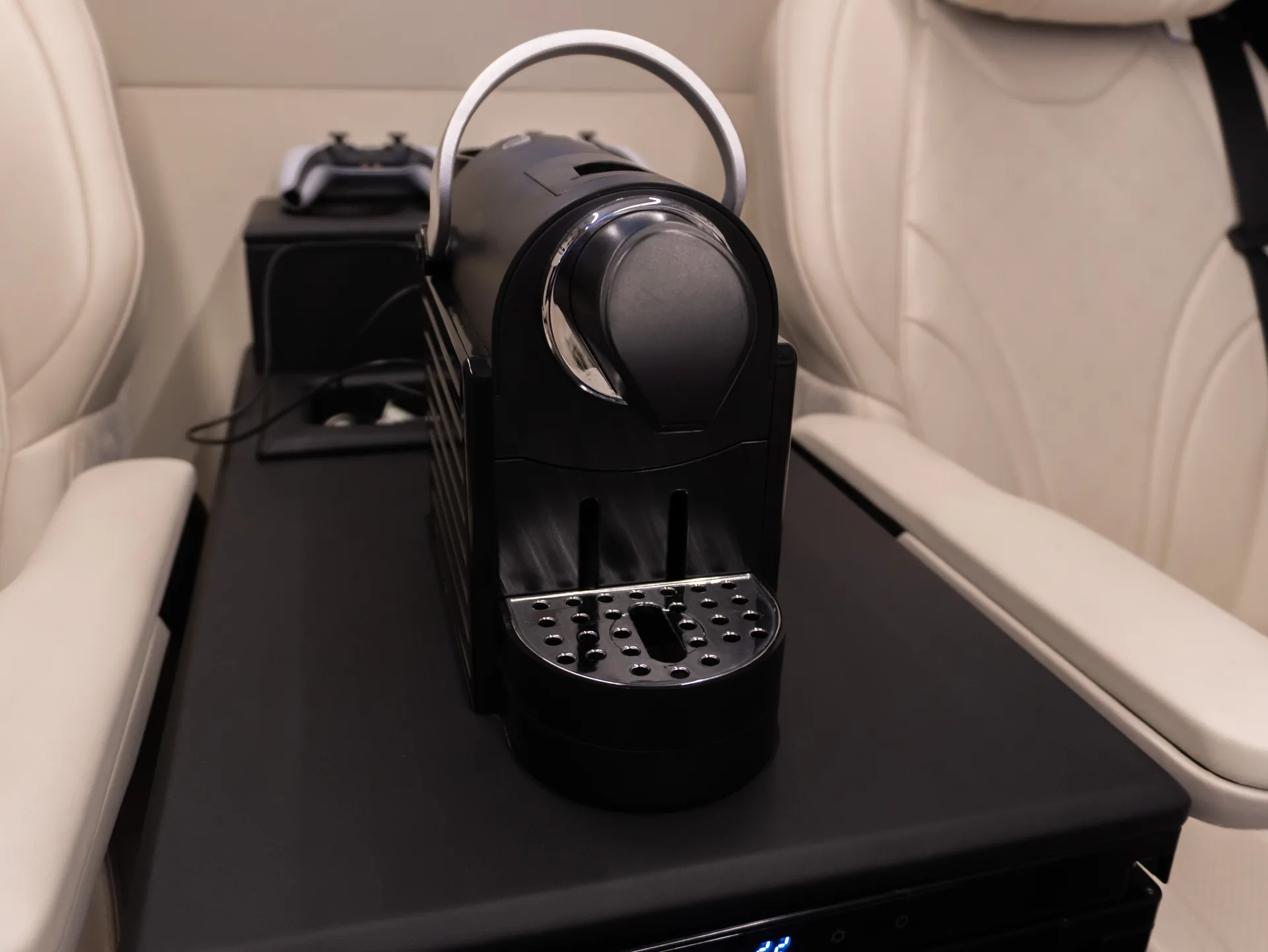 2026 Mercedes-Benz VIP Sprinter VIP conversion interior Dubai — photo 12