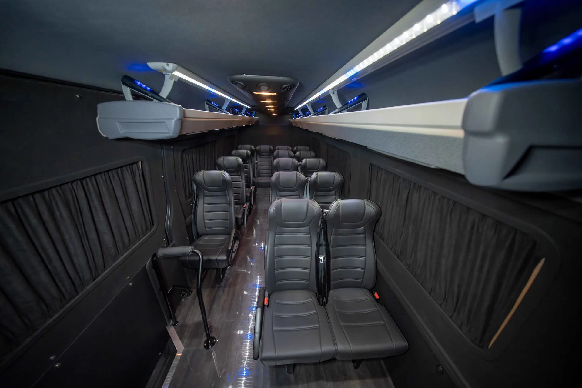Mercedes-Benz VIP Sprinter 2026 — تحويلة VIP داخلية في دبي — صورة 2