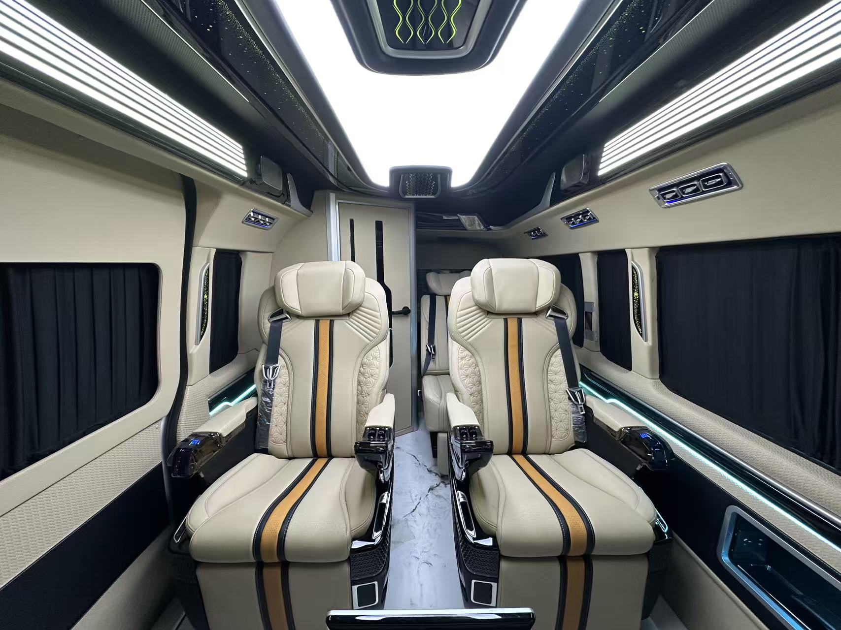 Main Car Image